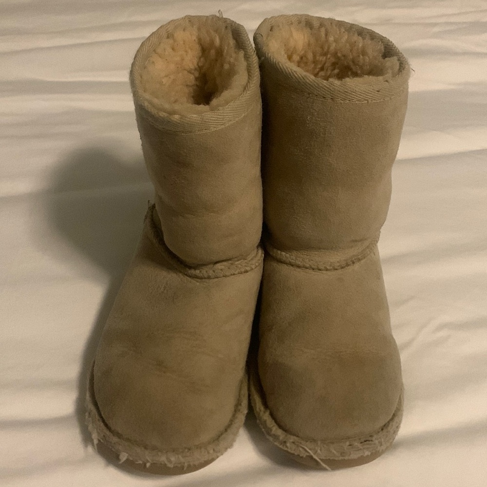 Children’s Ugg’s Size USA11